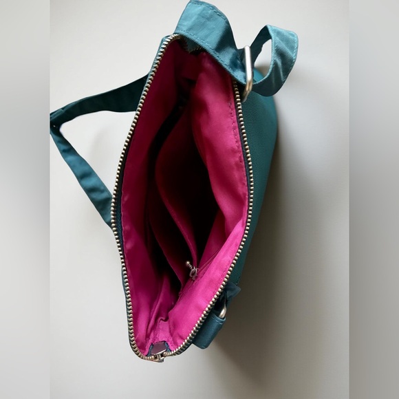 NWT Baggallini Turquoise Crossbody Bag - Picture 5 of 5